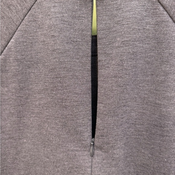 BANANA REPUBLIC top - Picture 3 of 5